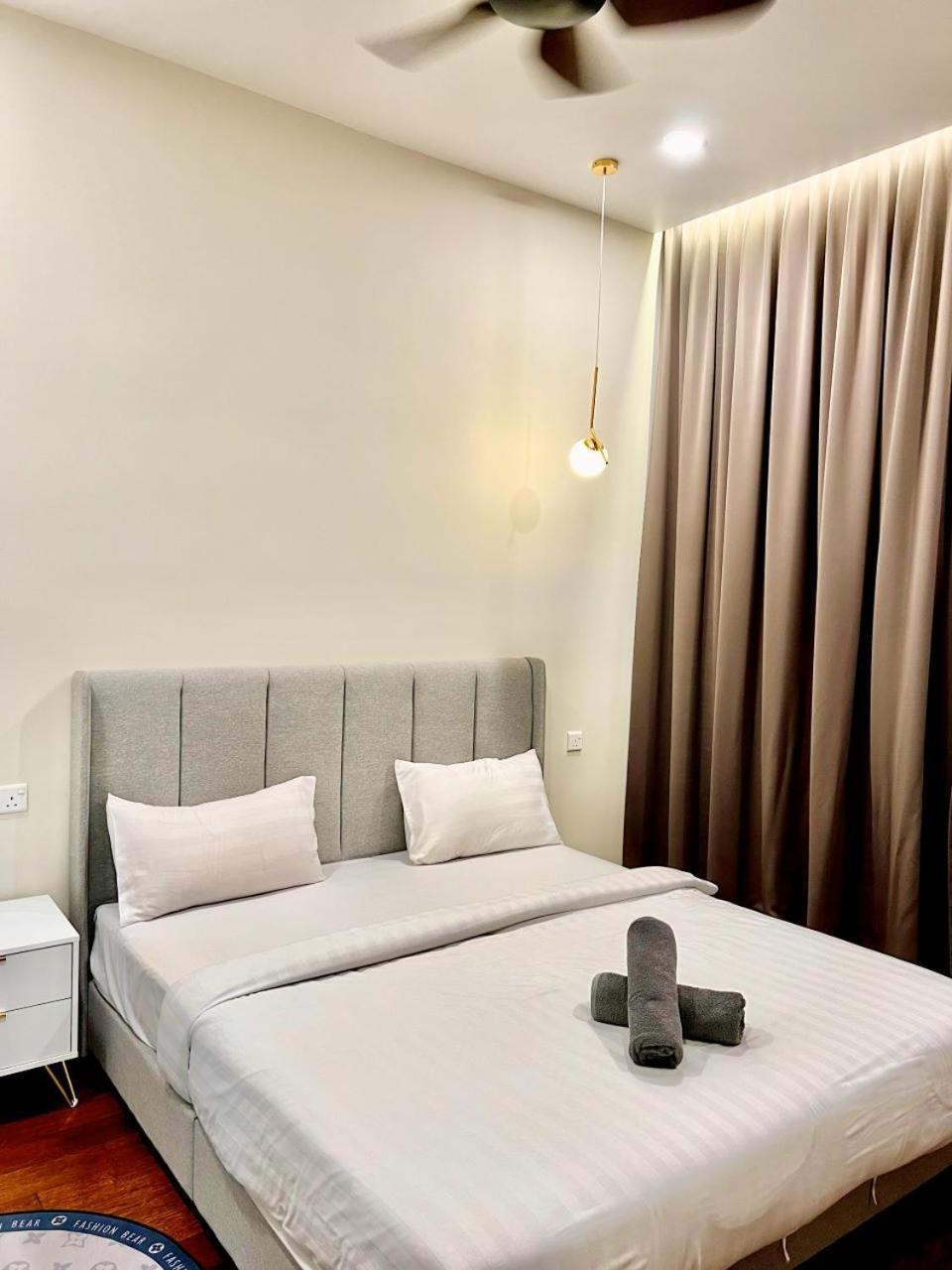 Crown Suites The Manor Klcc Kuala Lumpur City Center Exteriör bild