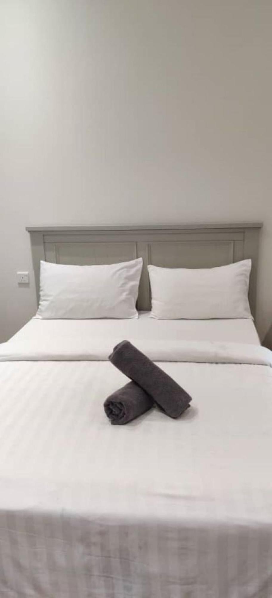 Crown Suites The Manor Klcc Kuala Lumpur City Center Exteriör bild