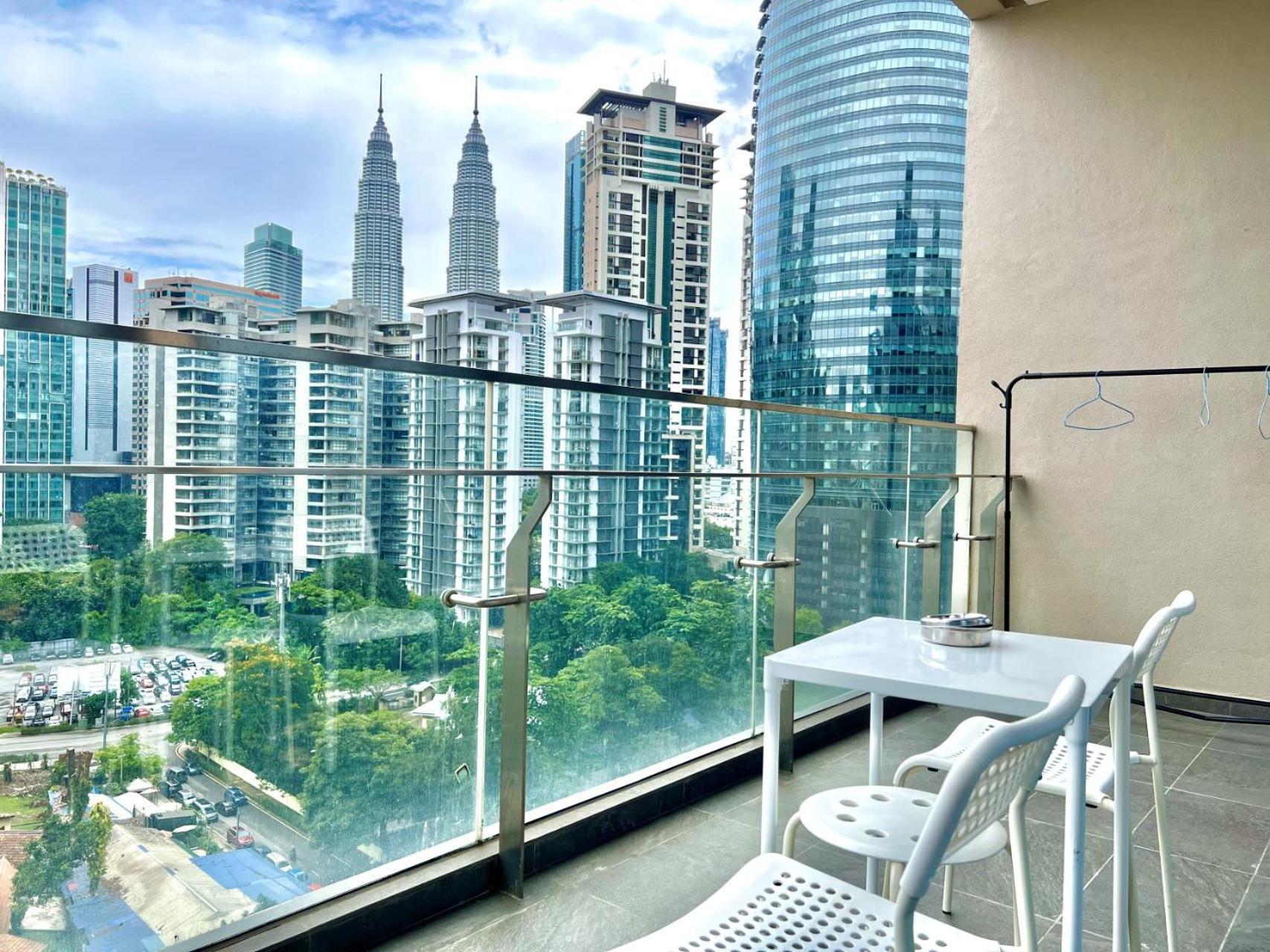 Crown Suites The Manor Klcc Kuala Lumpur City Center Exteriör bild